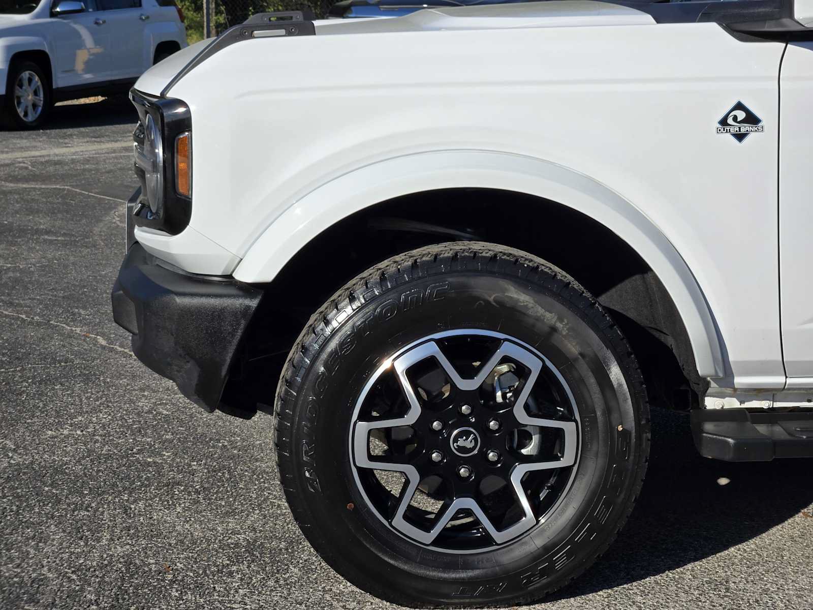 Used 2024 Ford Bronco Outer Banks AWD/4WD image 8