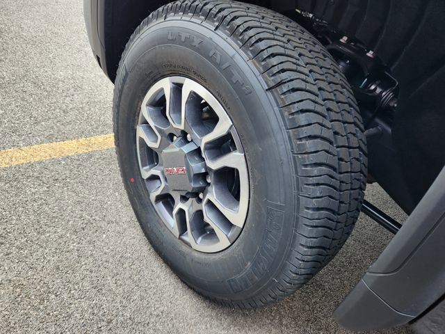 New 2026 GMC Sierra 2500 SLT w/ SLT Premium Package AWD/4WD image 25
