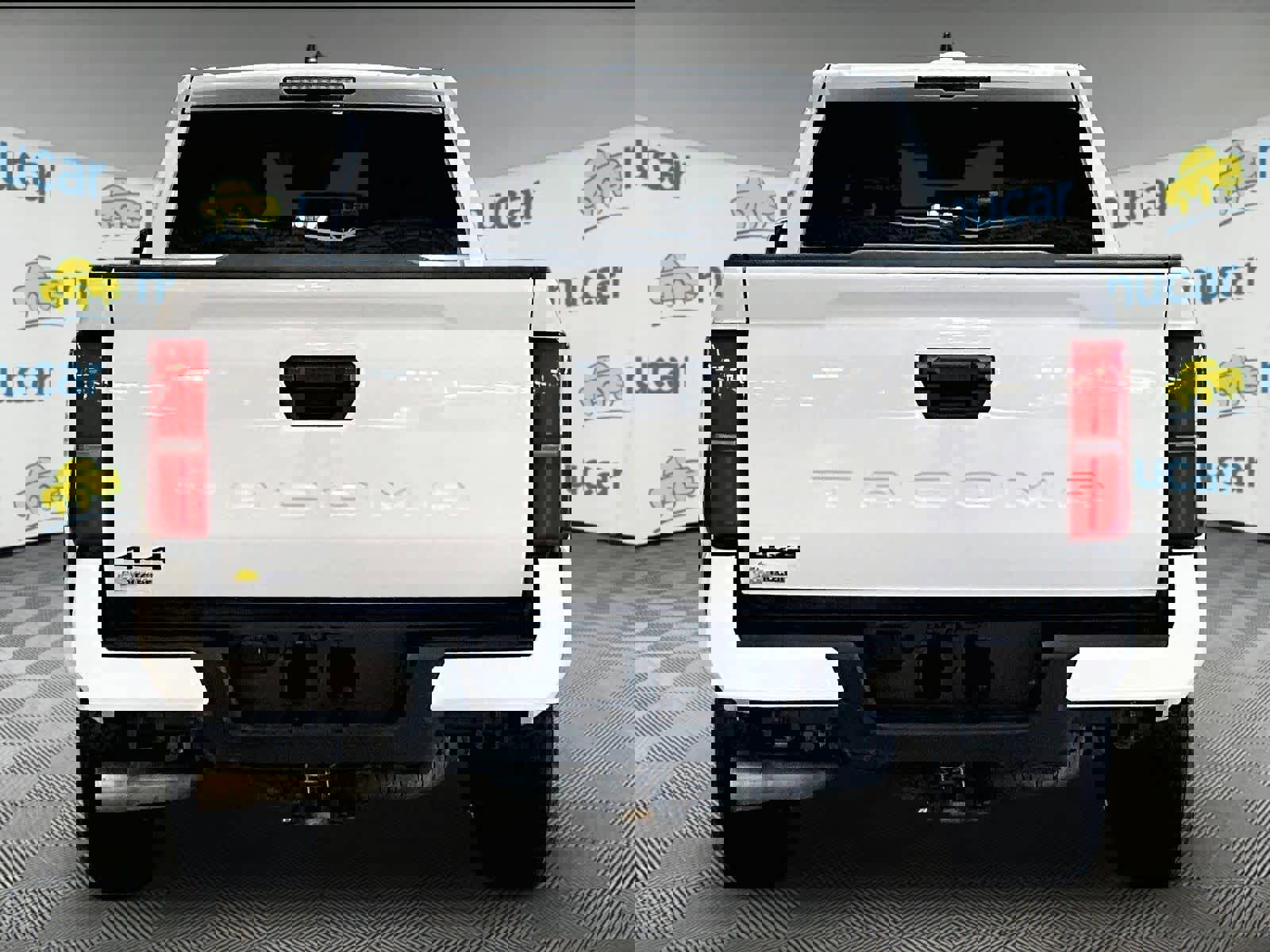 Used 2025 Toyota Tacoma TRD Off-Road image 5