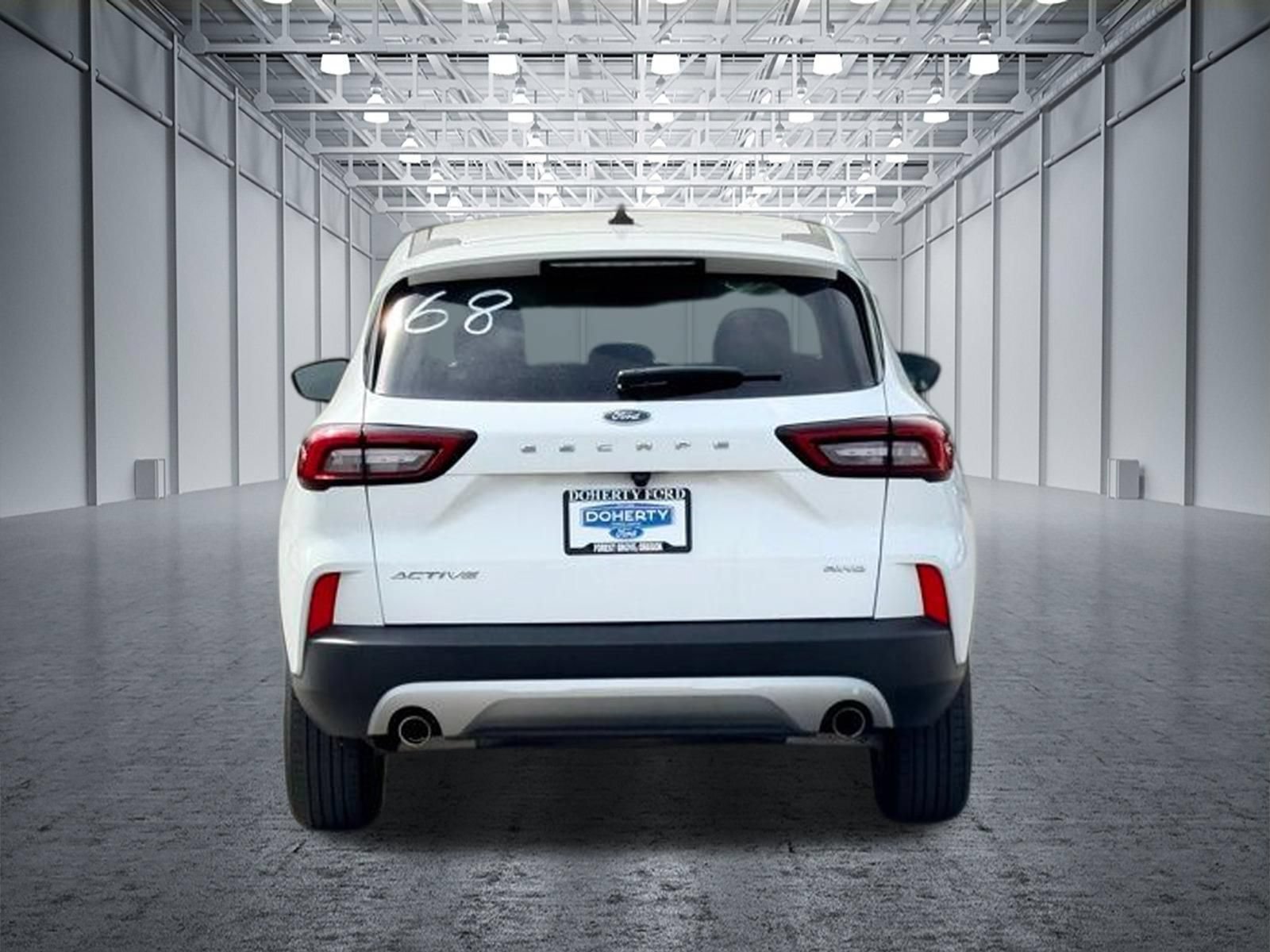 Used 2025 Ford Escape Active AWD/4WD image 15