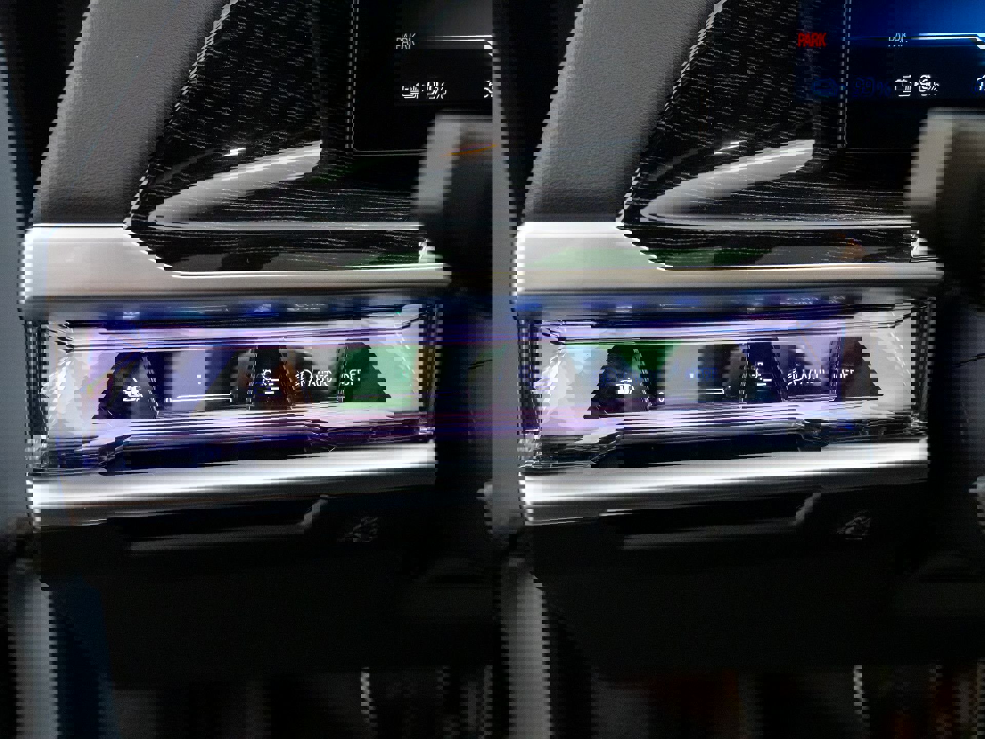 New 2026 BMW i7 xDrive60 w/ Executive Package image 20