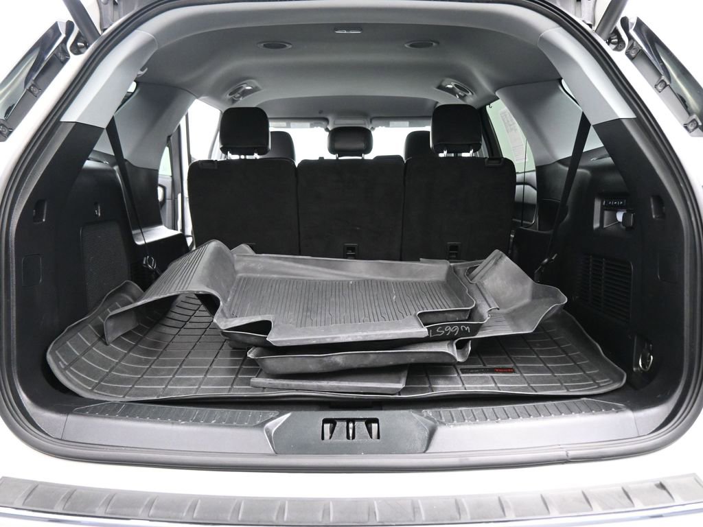 Used 2022 Ford Explorer Limited w/ Equipment Group 301A image 21