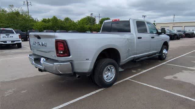 New 2026 RAM 3500 Tradesman AWD/4WD image 8