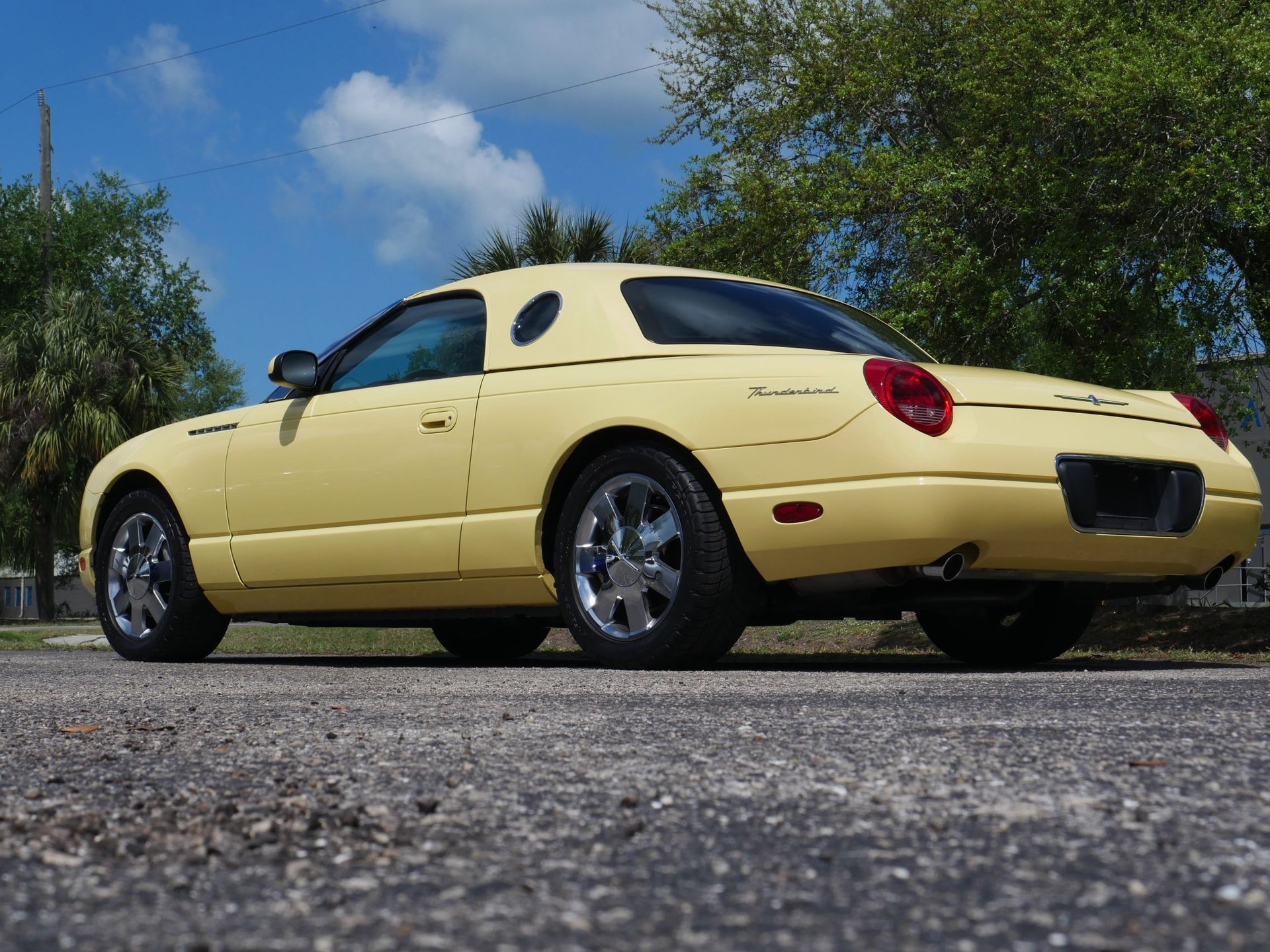 Used 2002 Ford Thunderbird RWD image 21
