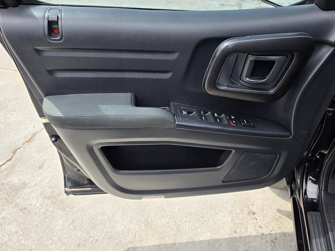 Used 2014 Honda Ridgeline Sport image 19