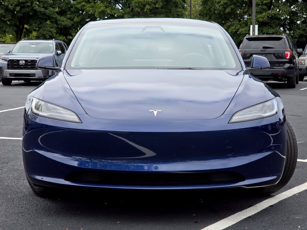 Used 2025 Tesla Model 3 Long Range AWD/4WD image 18