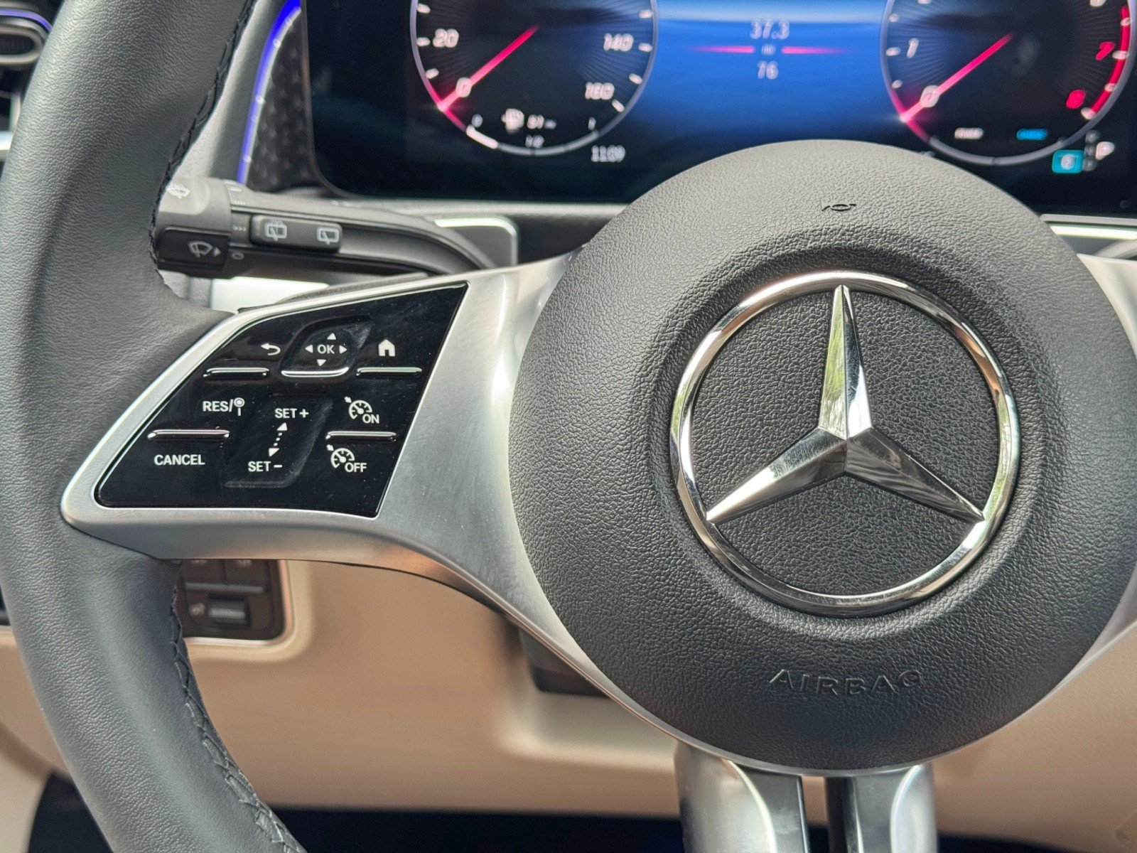 Used 2025 Mercedes-Benz GLB 250 image 20