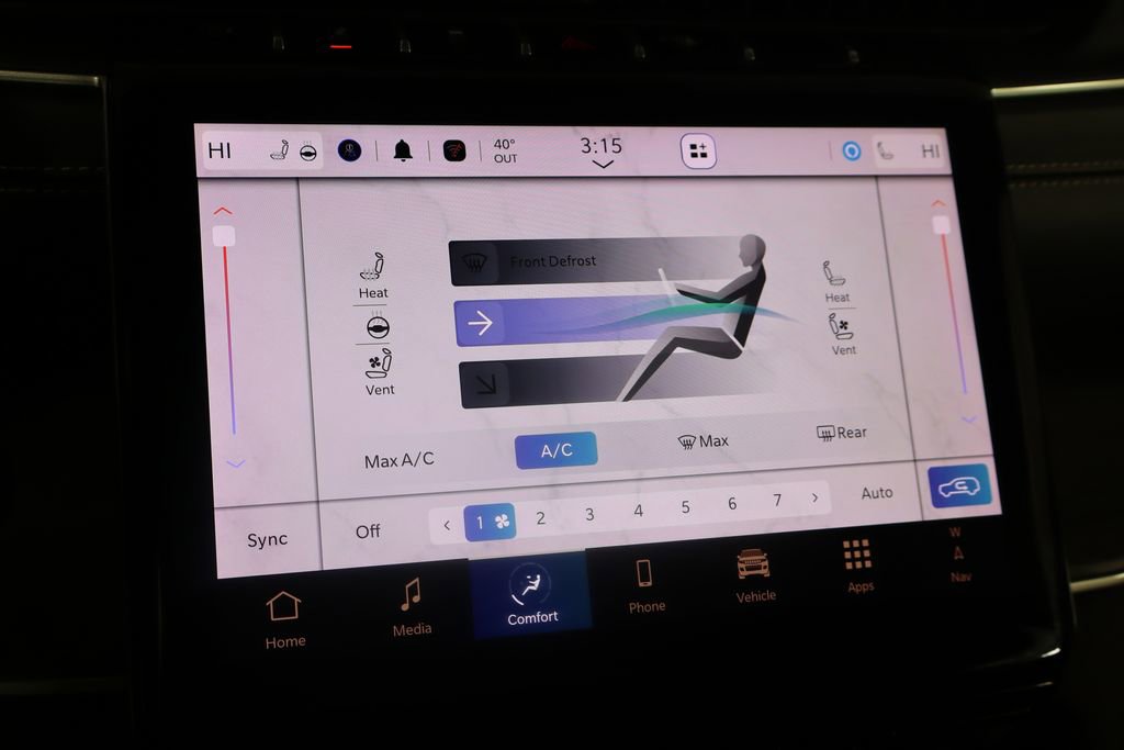 Used 2024 Jeep Grand Cherokee Limited w/ Luxury Tech Group II image 36