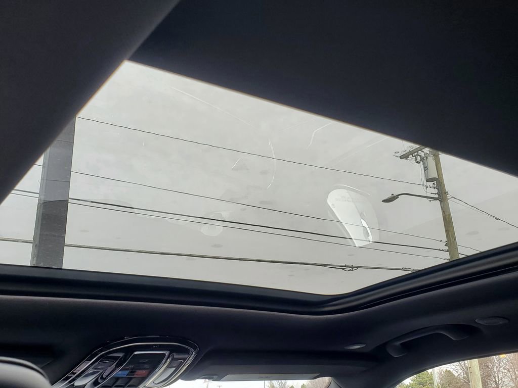 Used 2022 Jeep Grand Cherokee Overland image 29