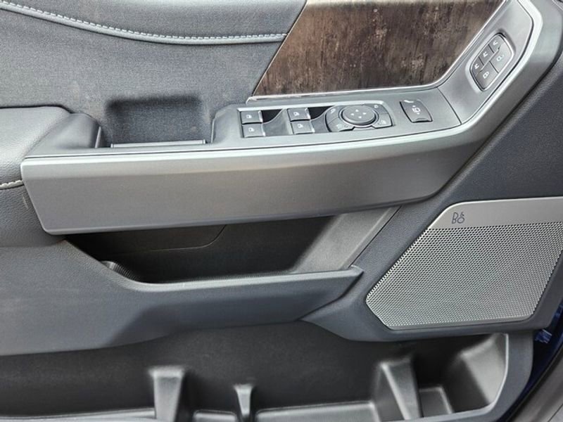 New 2026 Ford F250 Lariat image 32