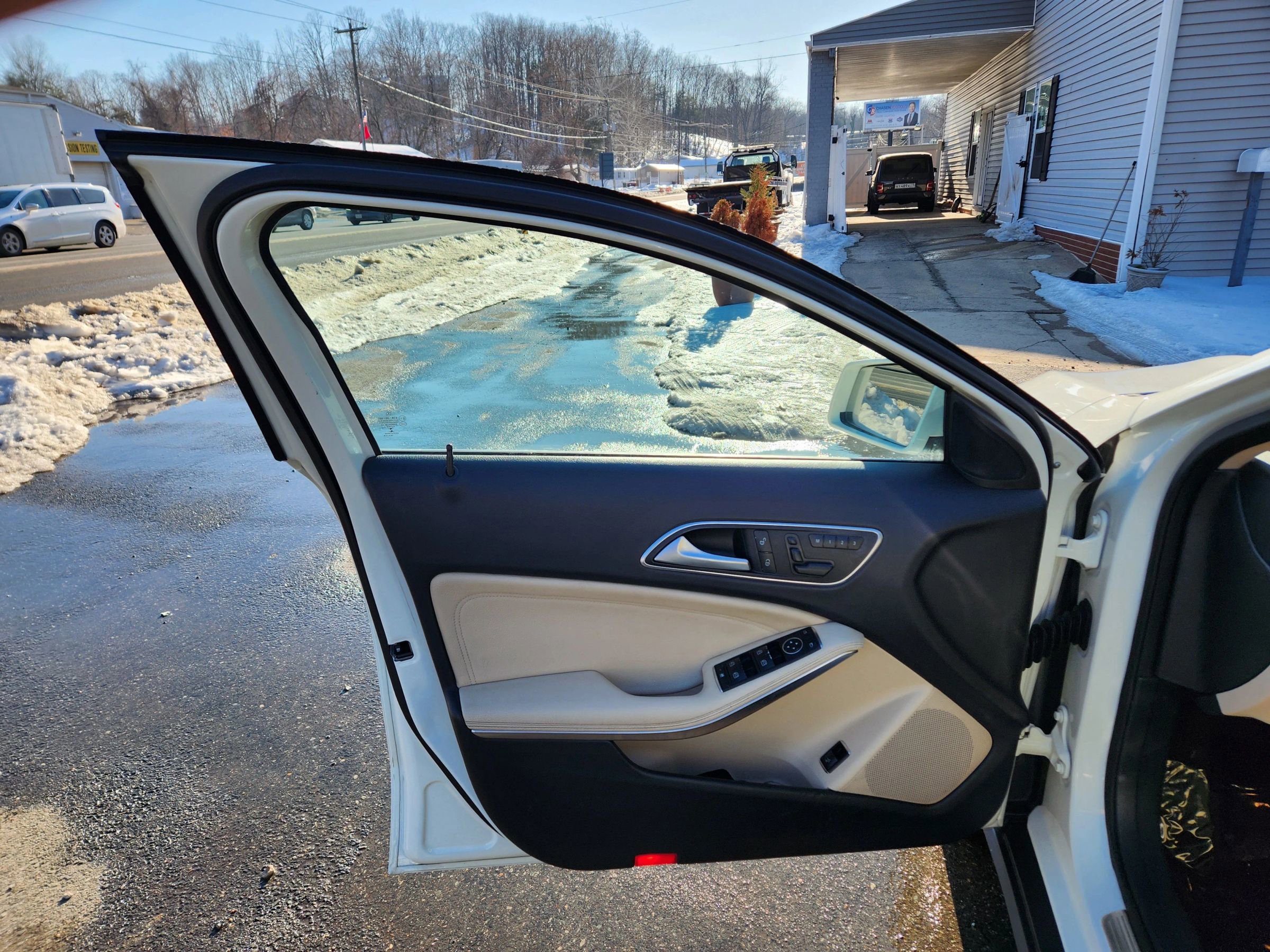 Used 2017 Mercedes-Benz GLA 250 image 20