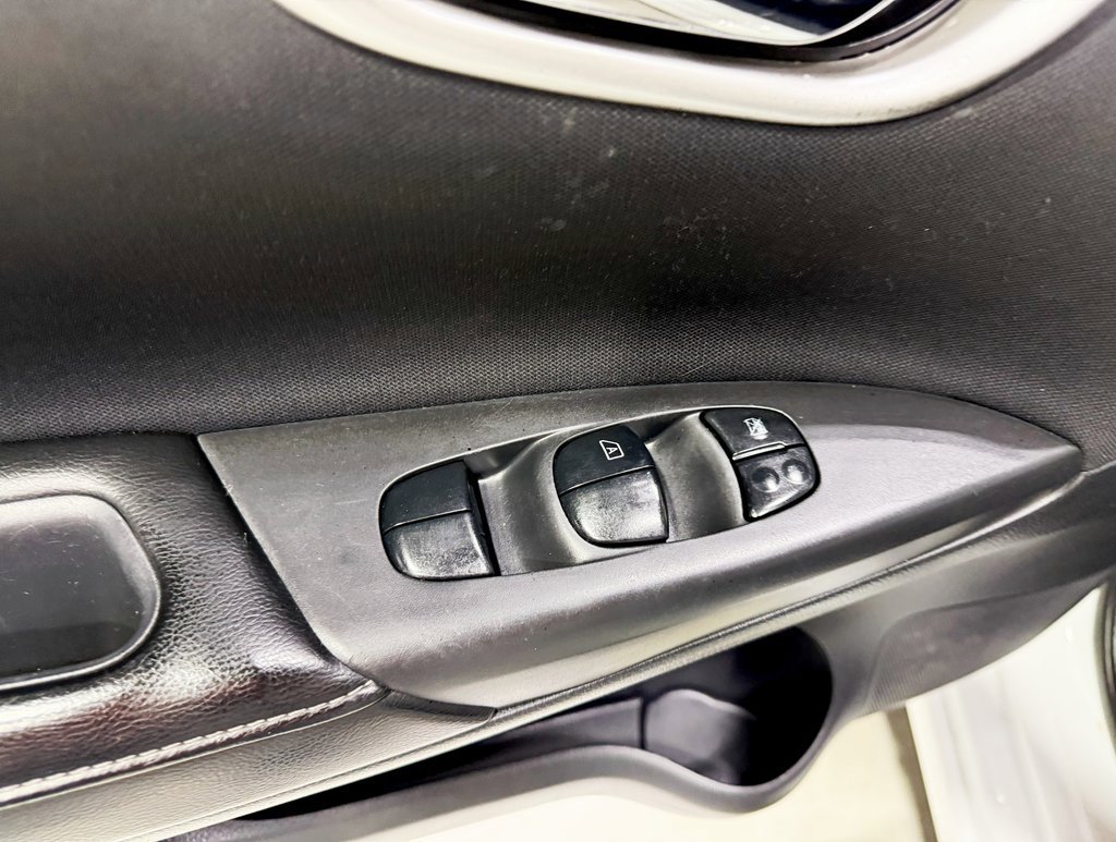 Used 2019 Nissan Sentra SV image 24