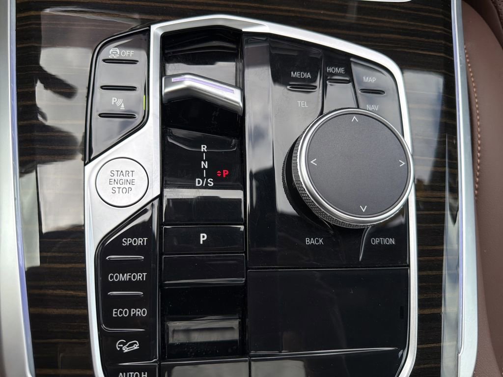 Used 2025 BMW X5 xDrive40i image 31