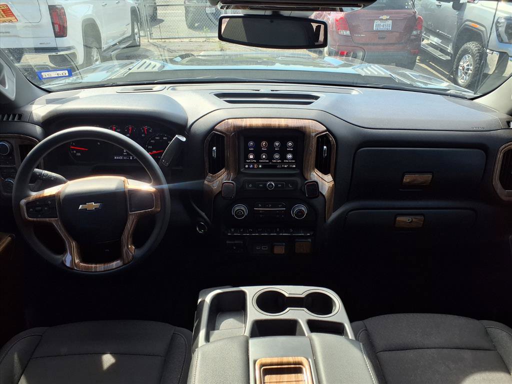 Used 2026 Chevrolet Silverado 2500 Custom w/ Custom Value Package AWD/4WD image 12