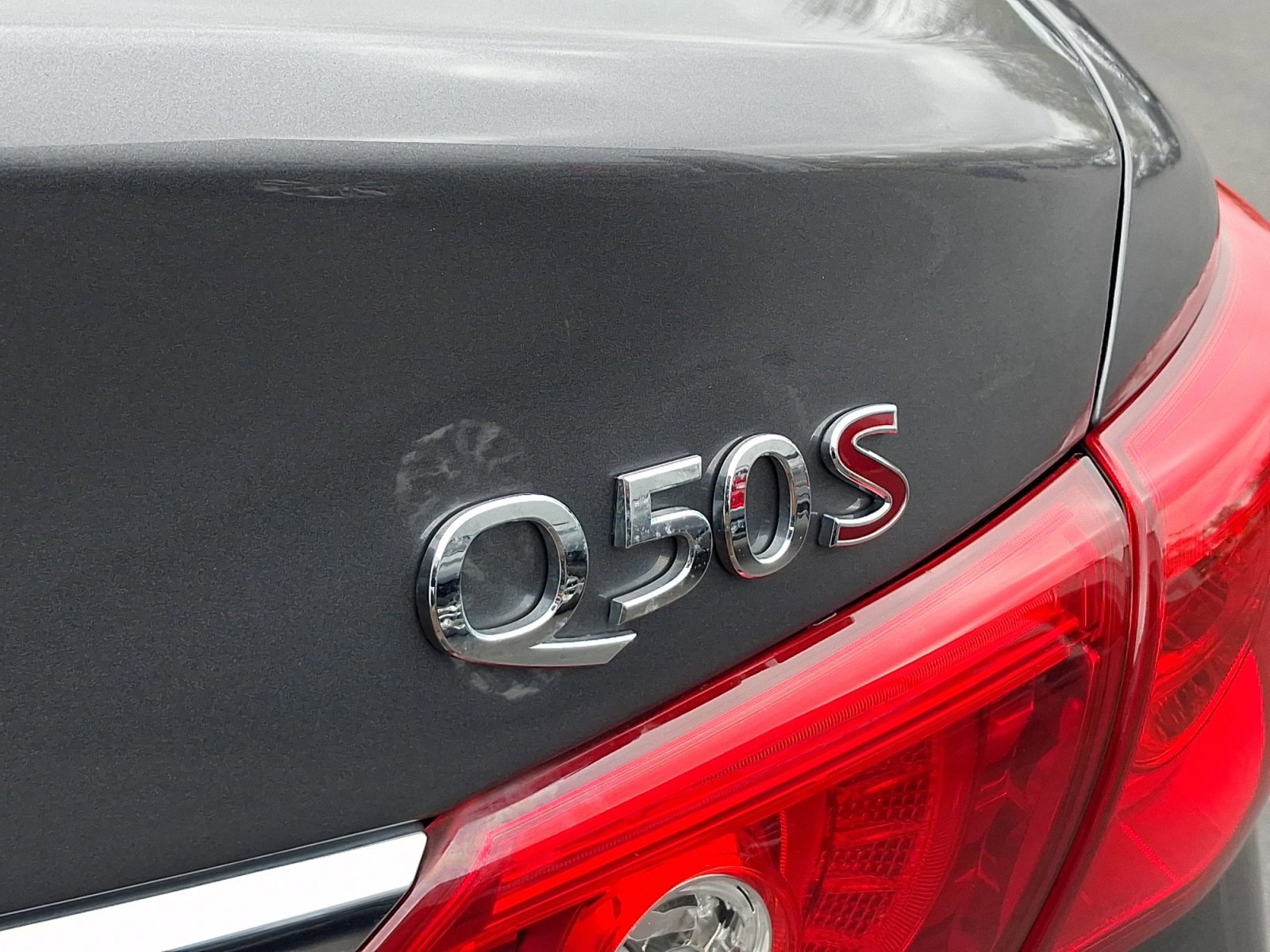 Used 2015 INFINITI Q50 Sport w/ Technology Package image 24