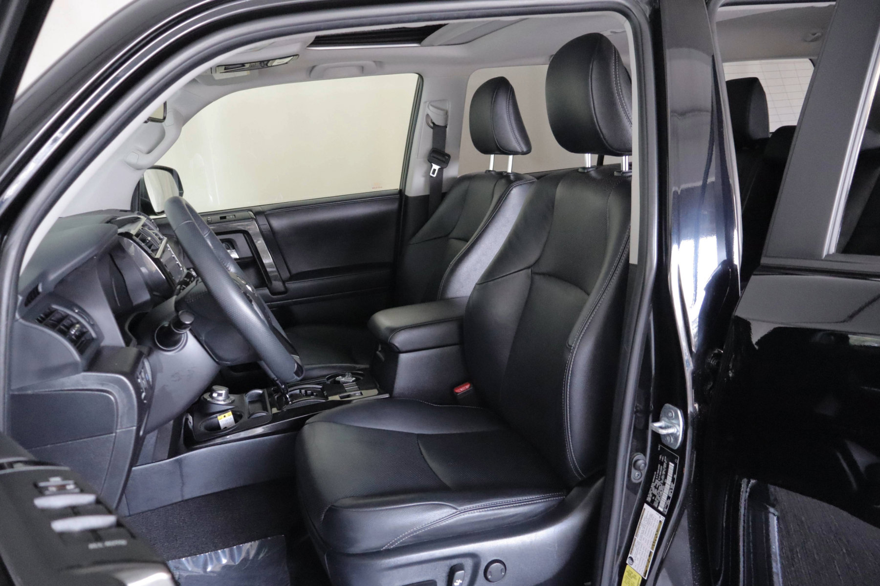 Used 2021 Toyota 4Runner Nightshade image 9