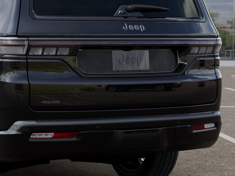New 2026 Jeep Grand Wagoneer Summit w/ Premium Group III AWD/4WD image 39