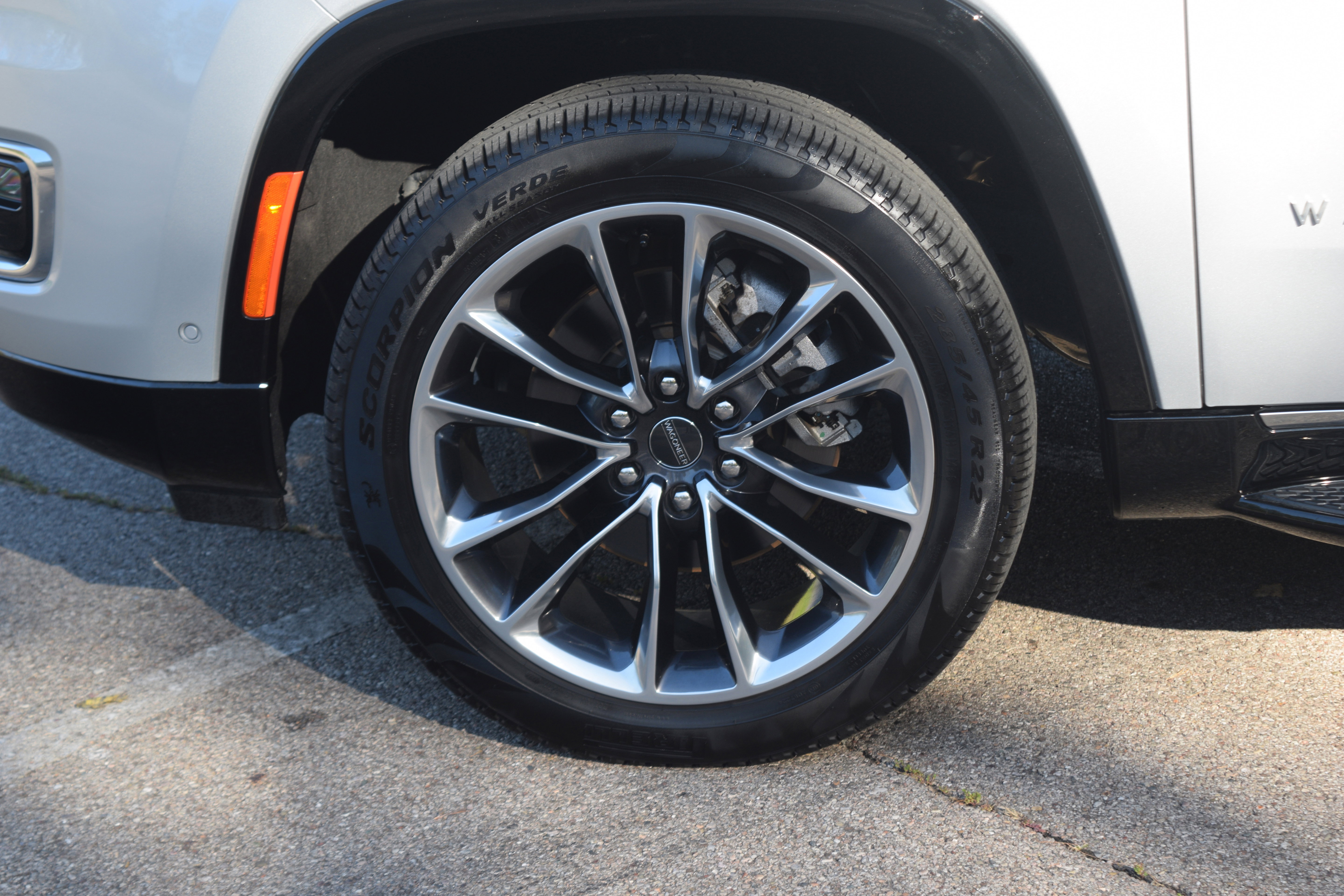 Used 2024 Jeep Wagoneer Series II w/ Premium Group I image 31