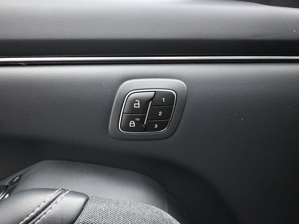 Certified 2023 Ford Mustang Mach-E Premium image 12