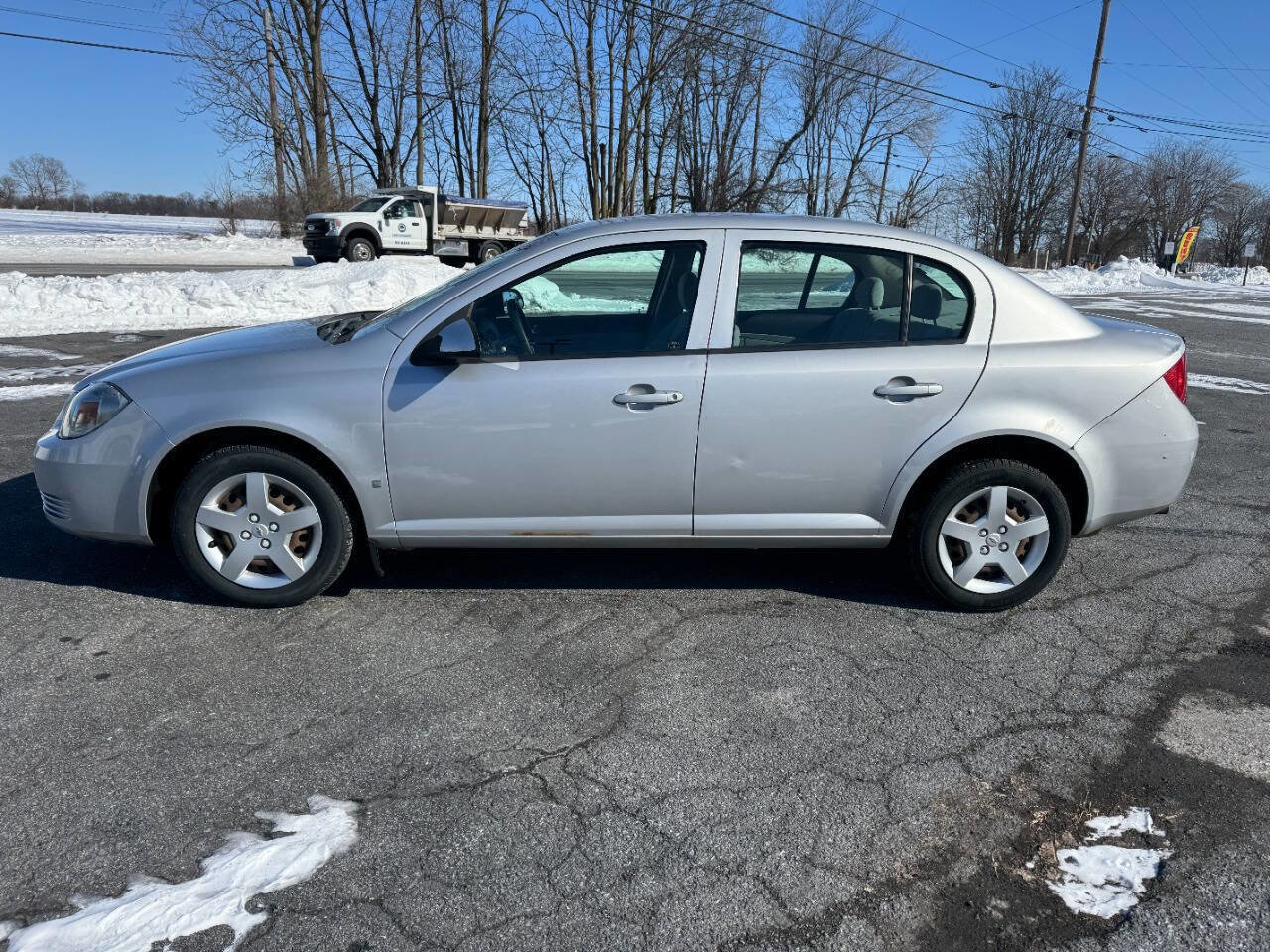 Used 2008 Chevrolet Cobalt LT image 2