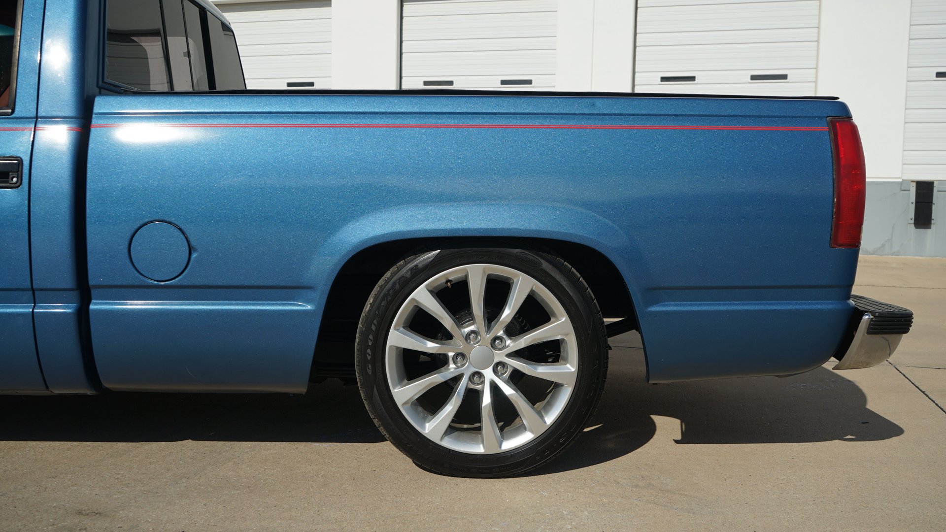 Used 1990 Chevrolet Silverado 1500 2WD Regular Cab image 37