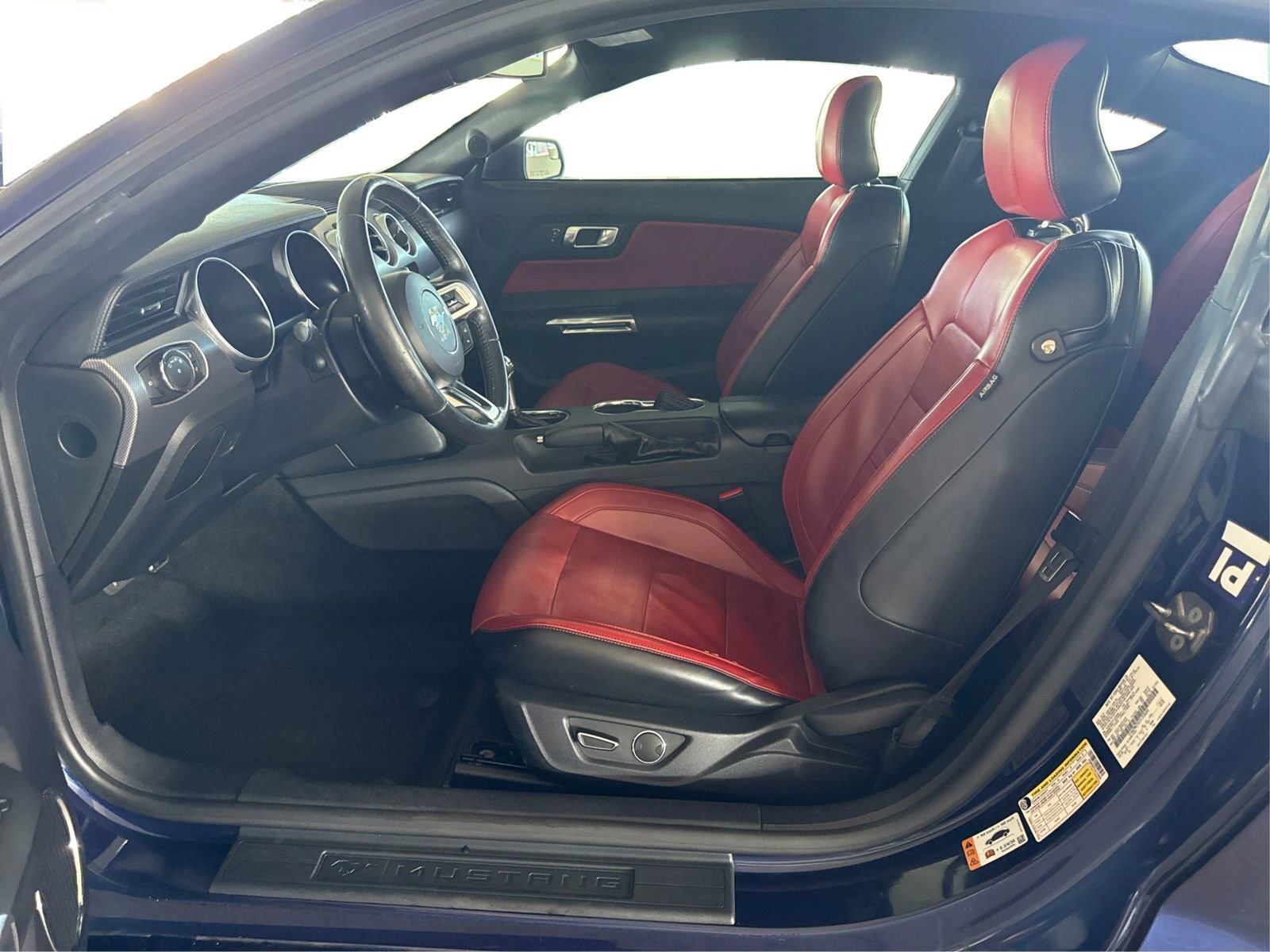 Used 2018 Ford Mustang GT RWD image 9