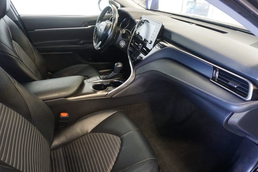 Used 2024 Toyota Camry SE FWD image 24