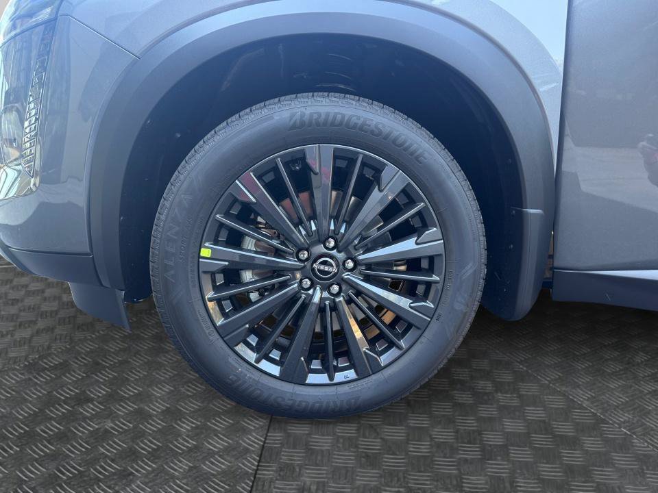 New 2026 Nissan Pathfinder SL w/ SL Premium Package FWD image 27