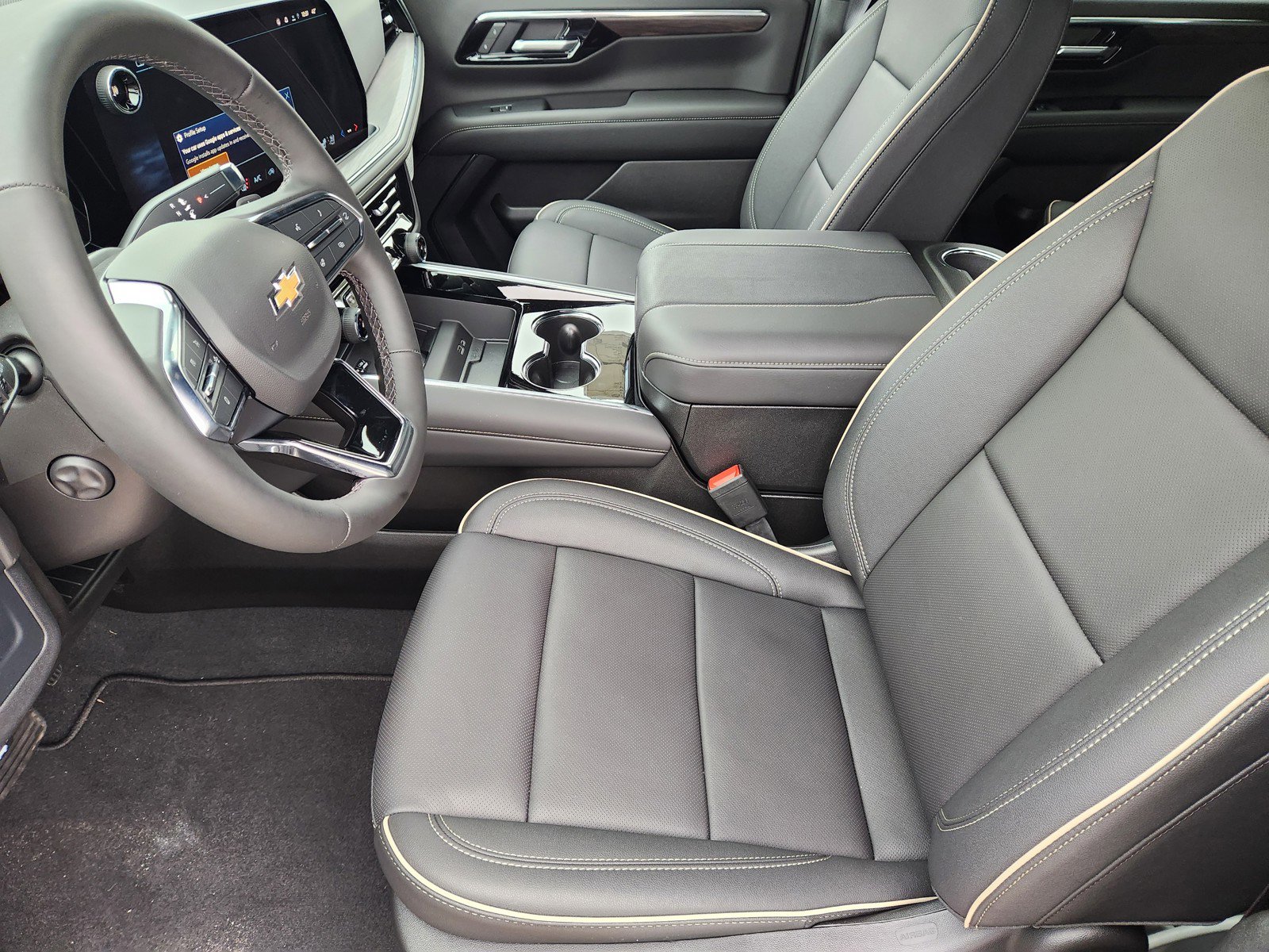 New 2026 Chevrolet Suburban Premier image 9