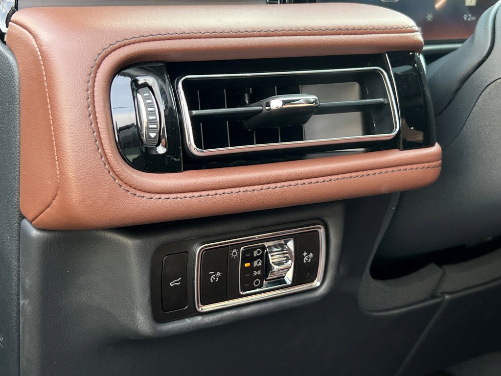 New 2026 Lincoln Aviator Reserve image 24