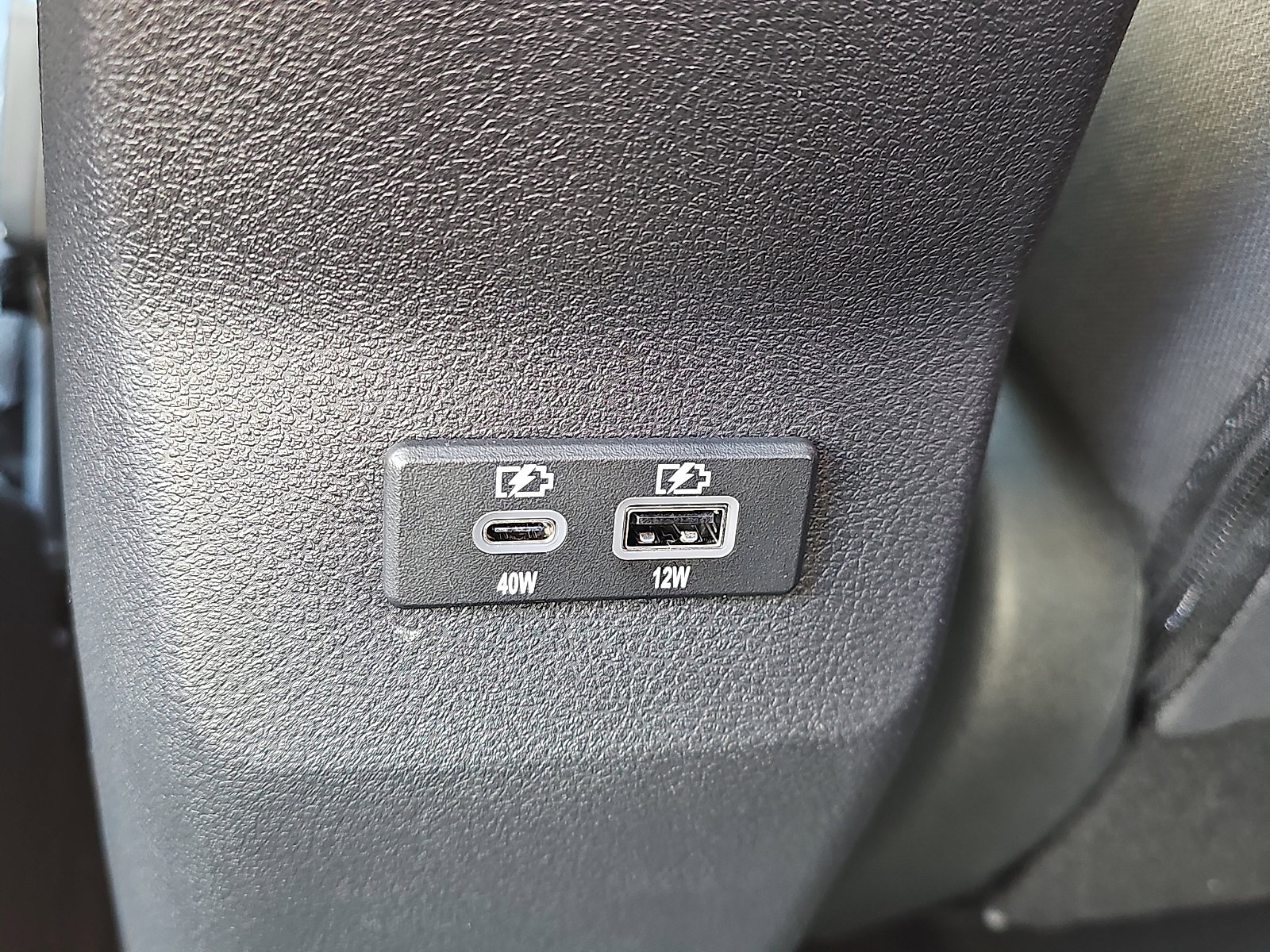 Certified 2025 Nissan Kicks SV w/ SV Premium Package image 11