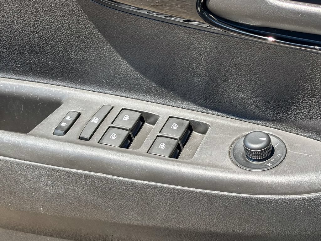 Used 2021 Chevrolet Spark LT FWD image 39