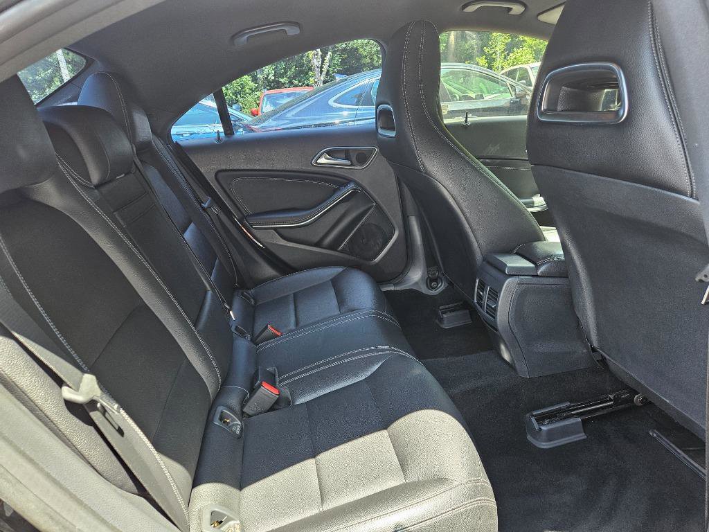 Used 2018 Mercedes-Benz CLA 250 image 39