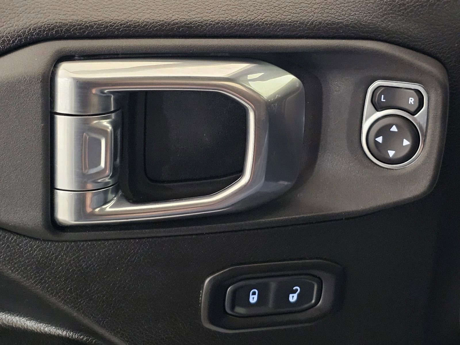 Used 2022 Jeep Gladiator Sport image 26