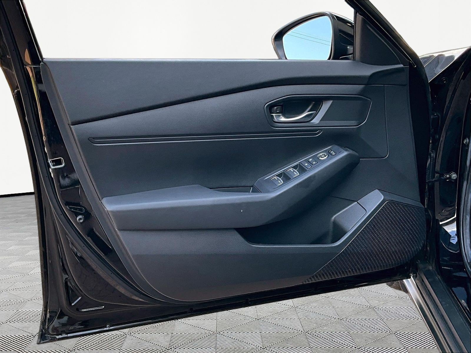 Used 2025 Honda Accord LX image 19