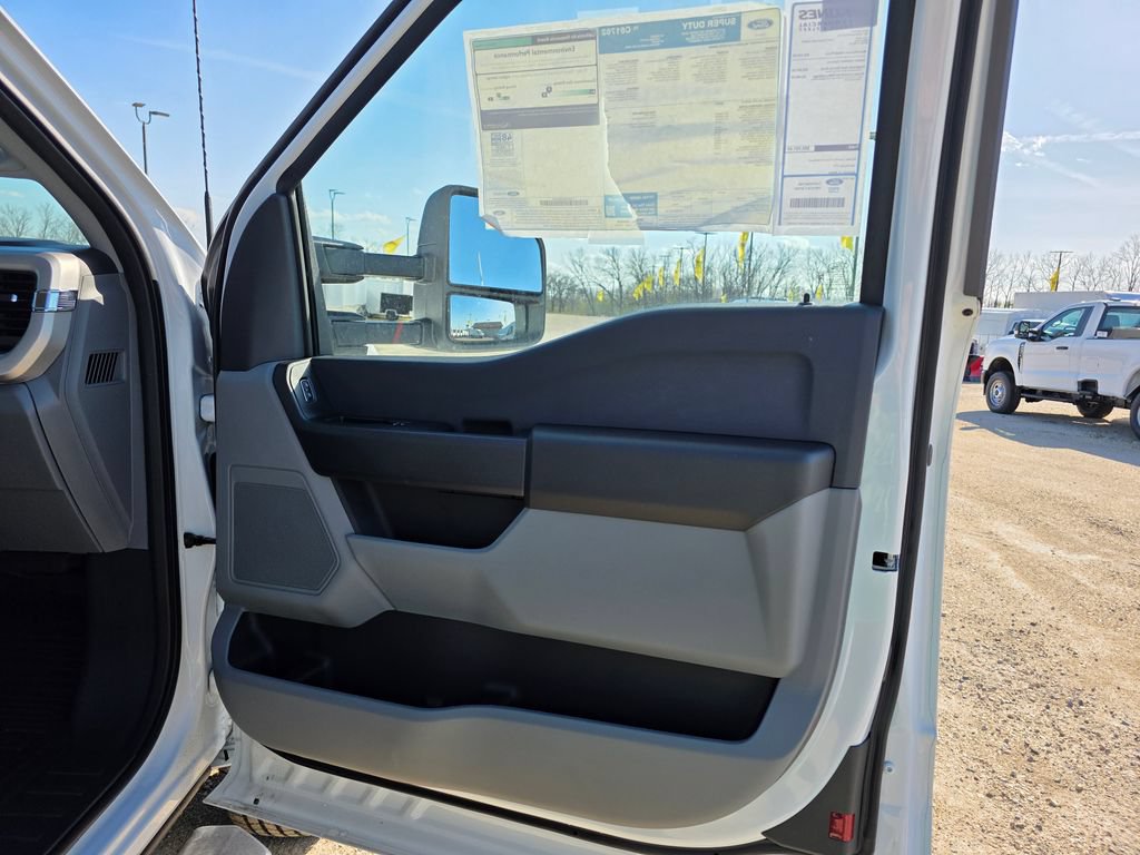 New 2026 Ford F350 XL w/ XL Chrome Package AWD/4WD image 33