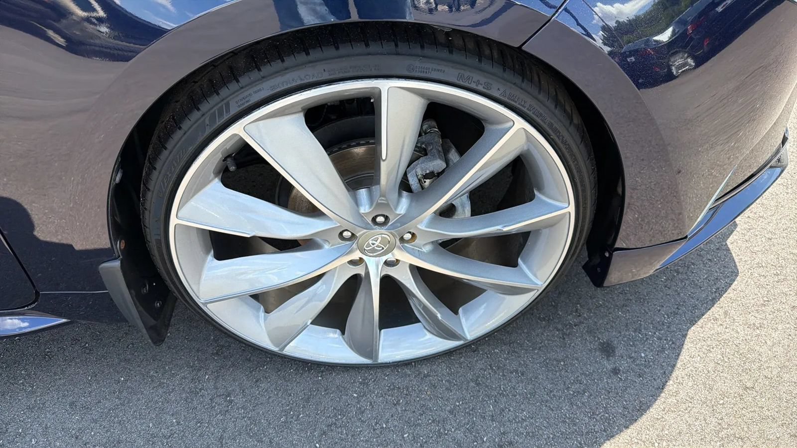 Used 2020 Toyota Corolla LE FWD image 17