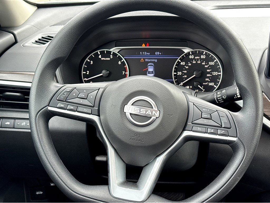 Used 2025 Nissan Altima 2.5 SV w/ SV Special Edition Package FWD image 15