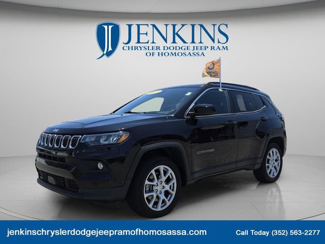Certified 2023 Jeep Compass Latitude AWD/4WD image 11