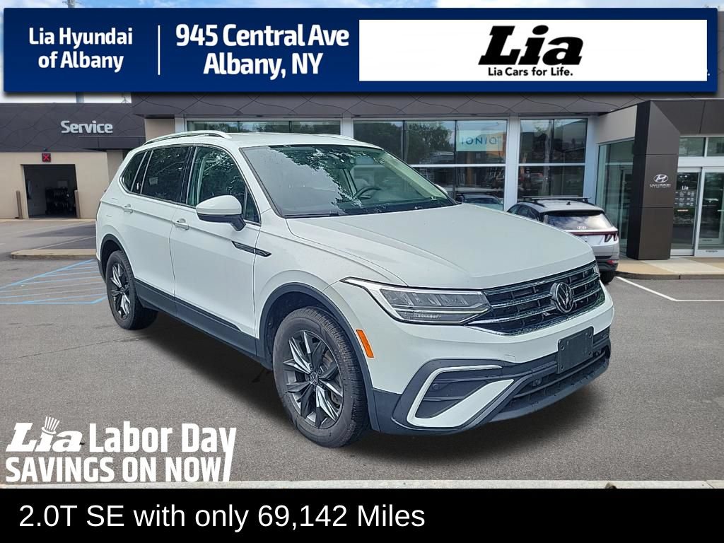 Used 2022 Volkswagen Tiguan SE AWD/4WD image 1