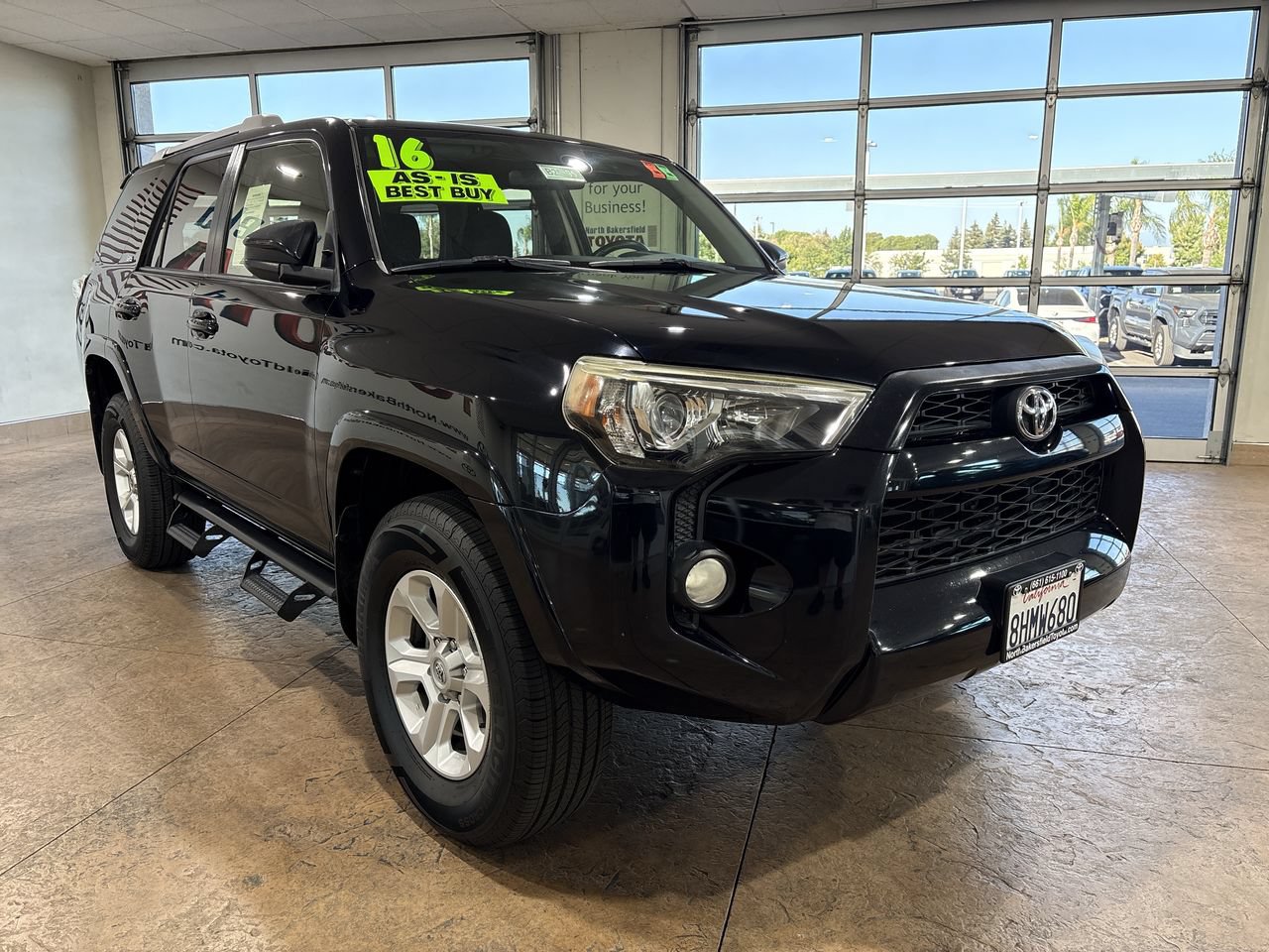 Used 2016 Toyota 4Runner SR5 AWD/4WD image 4