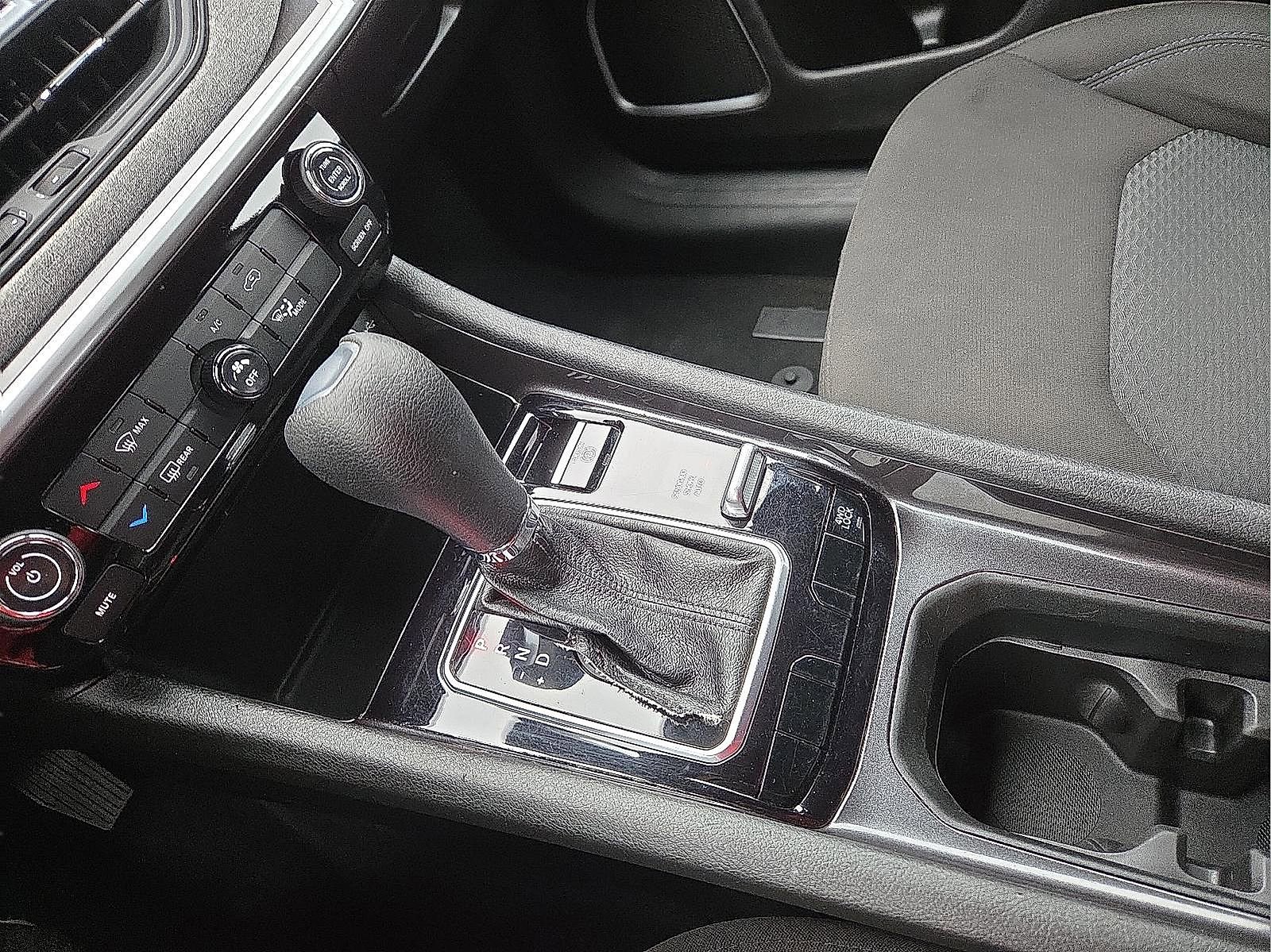 Used 2025 Jeep Compass Sport AWD/4WD image 25