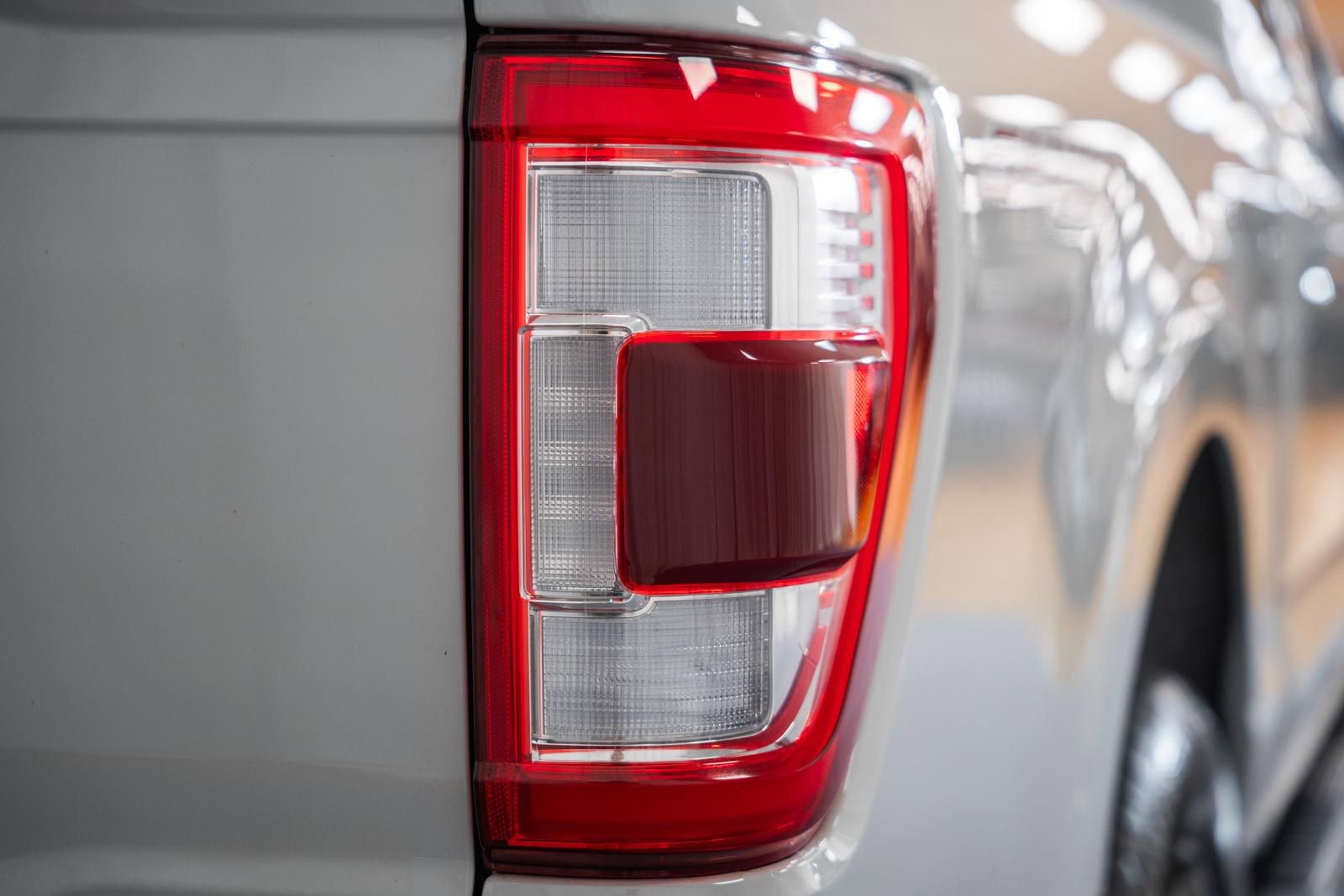Used 2023 Ford F150 Lariat w/ Equipment Group 502A High image 7
