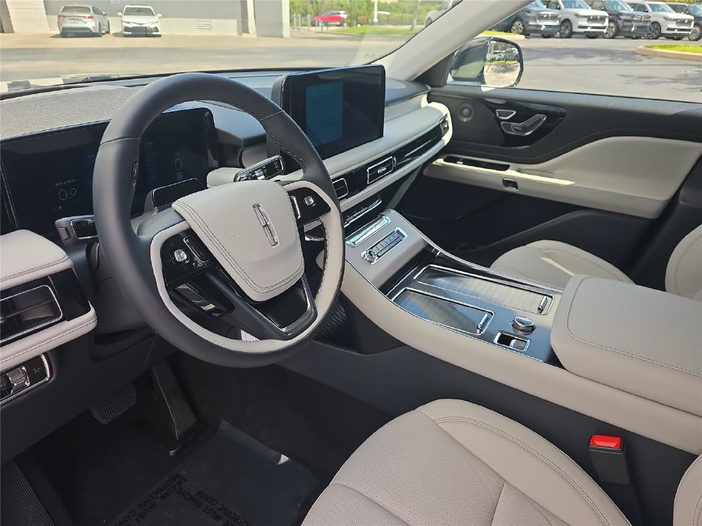New 2026 Lincoln Aviator Reserve AWD/4WD image 15