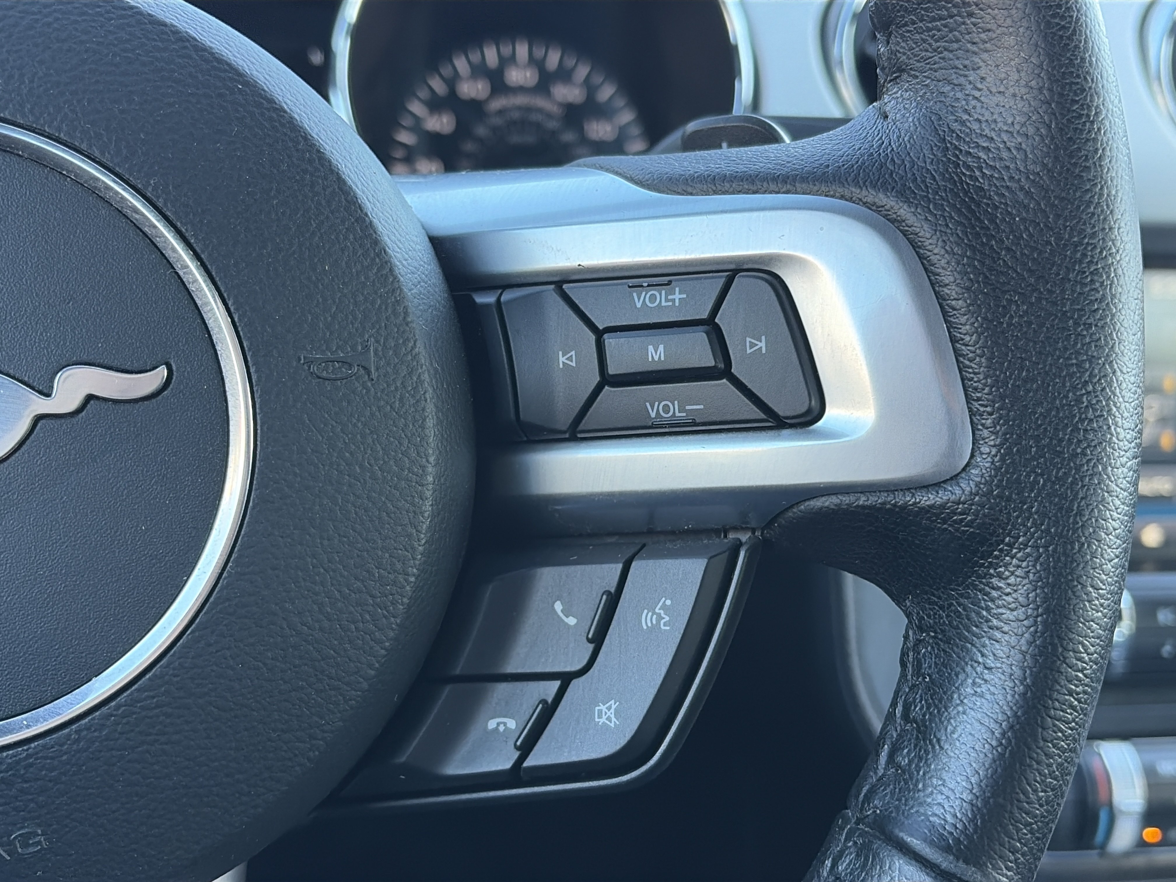 Used 2015 Ford Mustang GT Premium RWD image 19