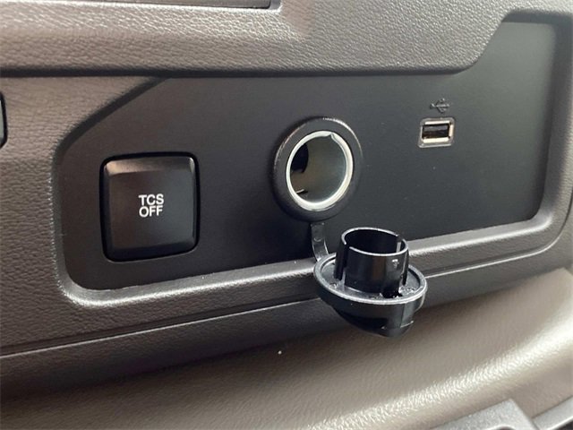 Used 2024 Ford E-350 and Econoline 350 Super Duty w/ Power Windows & Locks Group image 25