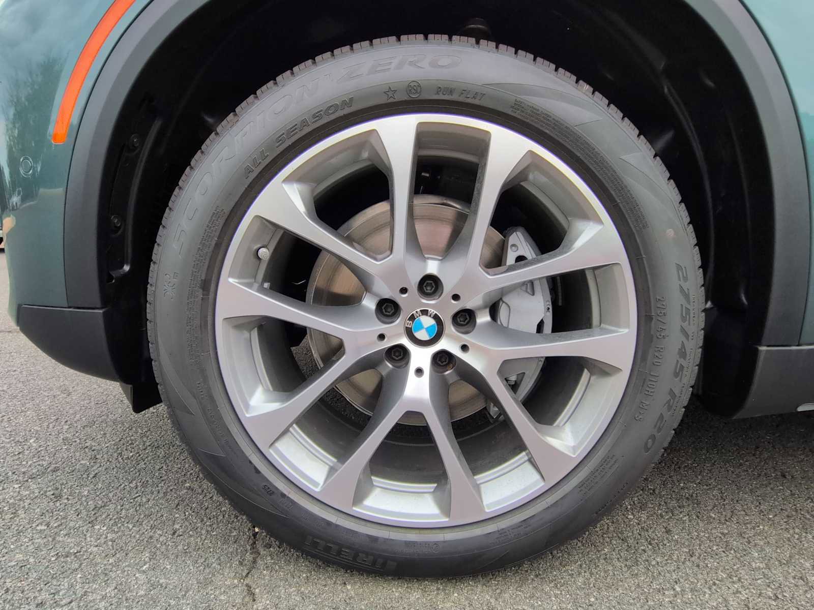 Used 2026 BMW X5 xDrive40i w/ Premium Package image 14