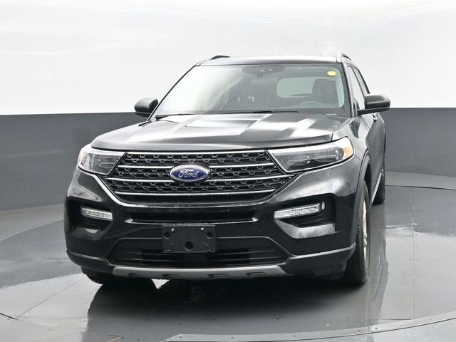 Used 2024 Ford Explorer XLT w/ Equipment Group 202A AWD/4WD image 24