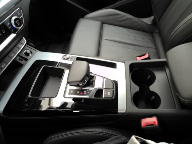 Used 2024 Audi Q5 2.0T Premium image 44