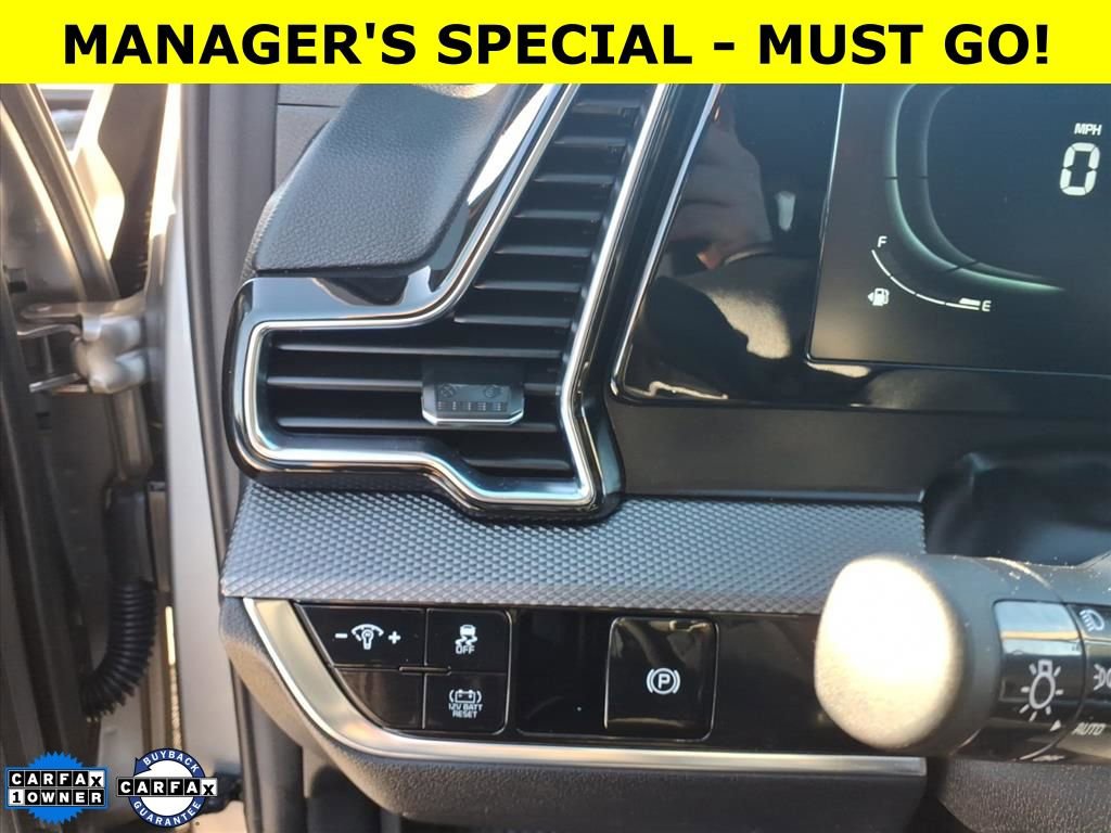Used 2023 Kia Sportage LX image 16